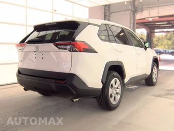 2025 Toyota RAV4 LE - miniatura 4