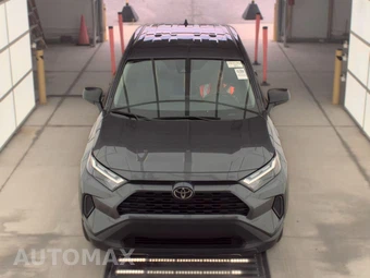 2025 Toyota RAV4 LE - miniatura 2