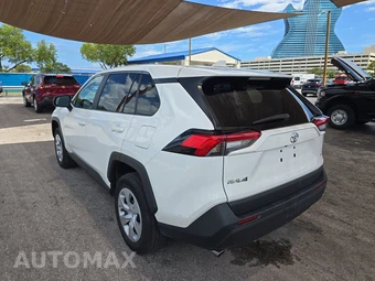 2025 Toyota RAV4 LE - miniatura 6