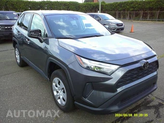 2025 Toyota RAV4 LE - miniatura 12