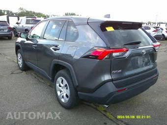 2025 Toyota RAV4 LE - miniatura 16