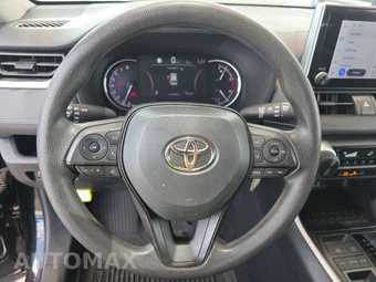 2025 Toyota RAV4 LE – miniatura 10