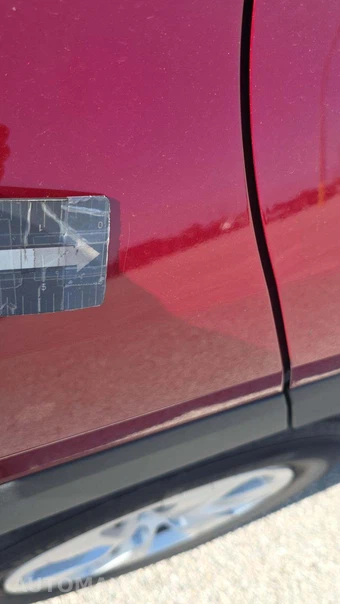 2025 Toyota RAV4 LE - miniatura 29