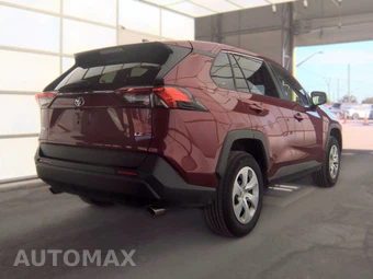 2025 Toyota RAV4 LE - miniatura 4