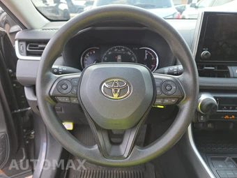 2025 Toyota RAV4 LE - miniatura 10