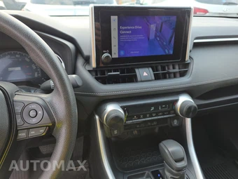 2025 Toyota RAV4 LE - miniatura 11