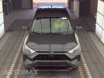 2025 Toyota RAV4 LE - miniatura 2