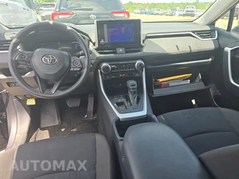 2025 Toyota RAV4 LE - miniatura 11