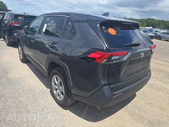 2025 Toyota RAV4 LE - miniatura 6