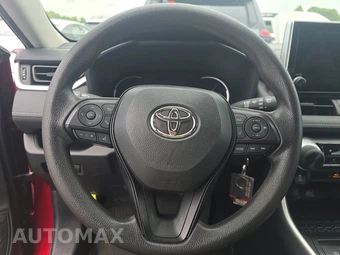 2025 Toyota RAV4 LE – miniatura 10