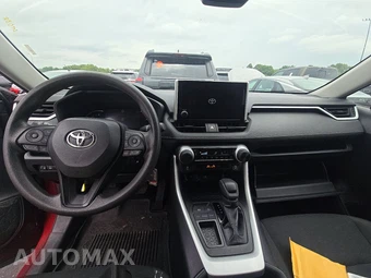 2025 Toyota RAV4 LE – miniatura 11