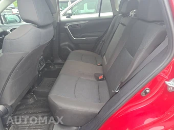 2025 Toyota RAV4 LE – miniatura 13