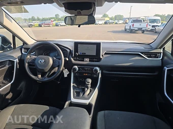 2025 Toyota RAV4 LE – miniatura 11