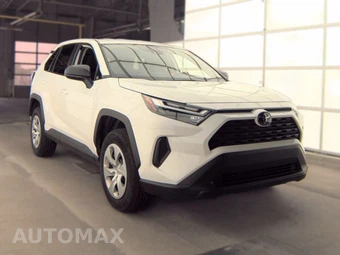2025 Toyota RAV4 LE – miniatura 3