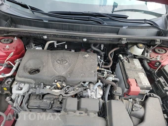 2025 Toyota RAV4 LE - miniatura 15