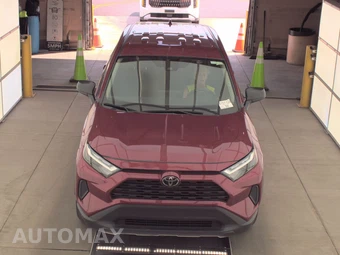 2025 Toyota RAV4 LE - miniatura 2