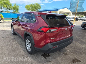 2025 Toyota RAV4 LE – miniatura 6