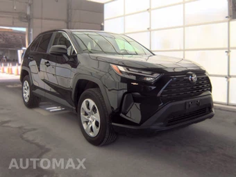 2025 Toyota RAV4 LE - miniatura 3