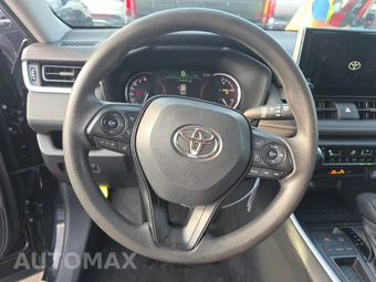 2025 Toyota RAV4 LE - miniatura 10