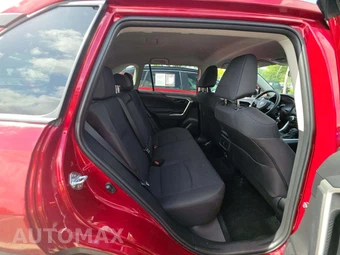 2025 Toyota RAV4 LE - miniatura 16