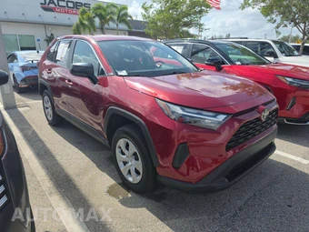 2025 Toyota RAV4 LE - miniatura 4