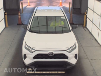 2025 Toyota RAV4 LE - miniatura 2