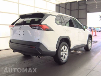 2025 Toyota RAV4 LE - miniatura 4