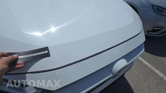 2025 Toyota RAV4 LE - miniatura 21