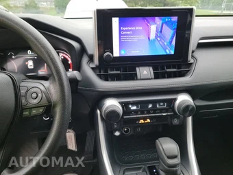2025 Toyota RAV4 LE - miniatura 11