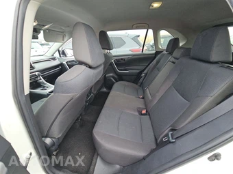 2025 Toyota RAV4 LE - miniatura 13