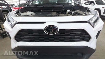 2025 Toyota RAV4 LE - miniatura 22