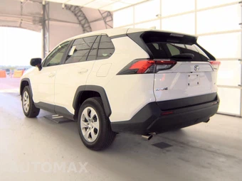 2025 Toyota RAV4 LE - miniatura 6