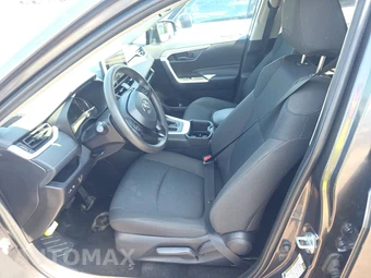 2025 Toyota RAV4 LE - miniatura 7