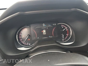 2025 Toyota RAV4 LE - miniatura 12