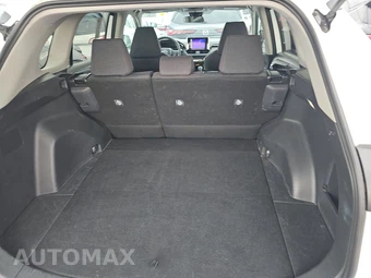 2025 Toyota RAV4 LE - miniatura 16