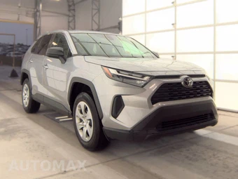 2025 Toyota RAV4 LE - miniatura 3