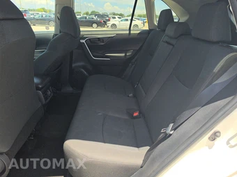 2025 Toyota RAV4 LE - miniatura 13