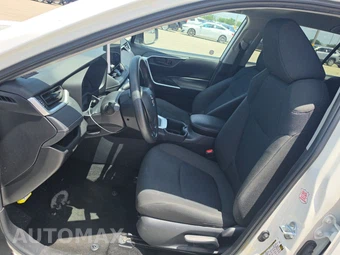 2025 Toyota RAV4 LE - miniatura 7