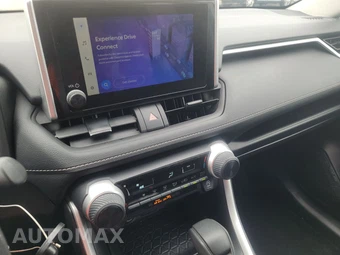 2025 Toyota RAV4 LE - miniatura 11