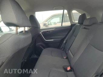 2025 Toyota RAV4 LE - miniatura 13