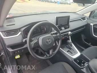 2025 Toyota RAV4 LE - miniatura 11
