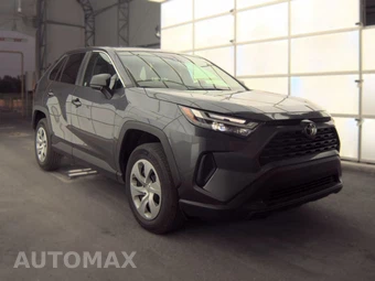 2025 Toyota RAV4 LE – miniatura 3