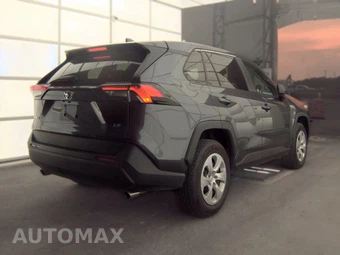 2025 Toyota RAV4 LE – miniatura 4
