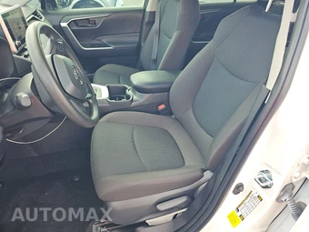 2025 Toyota RAV4 LE - miniatura 7