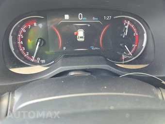 2025 Toyota RAV4 LE – miniatura 12