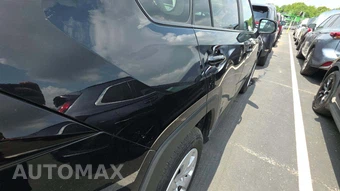 2025 Toyota RAV4 LE – miniatura 21