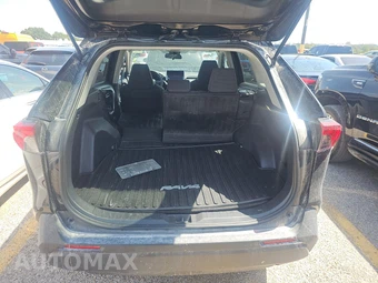 2025 Toyota RAV4 LE - miniatura 16