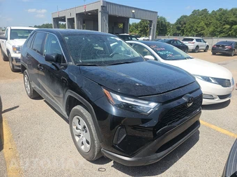 2025 Toyota RAV4 LE - miniatura 3