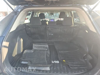 2025 Toyota RAV4 LE - miniatura 16