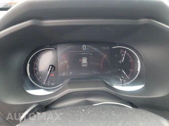 2025 Toyota RAV4 LE - miniatura 12